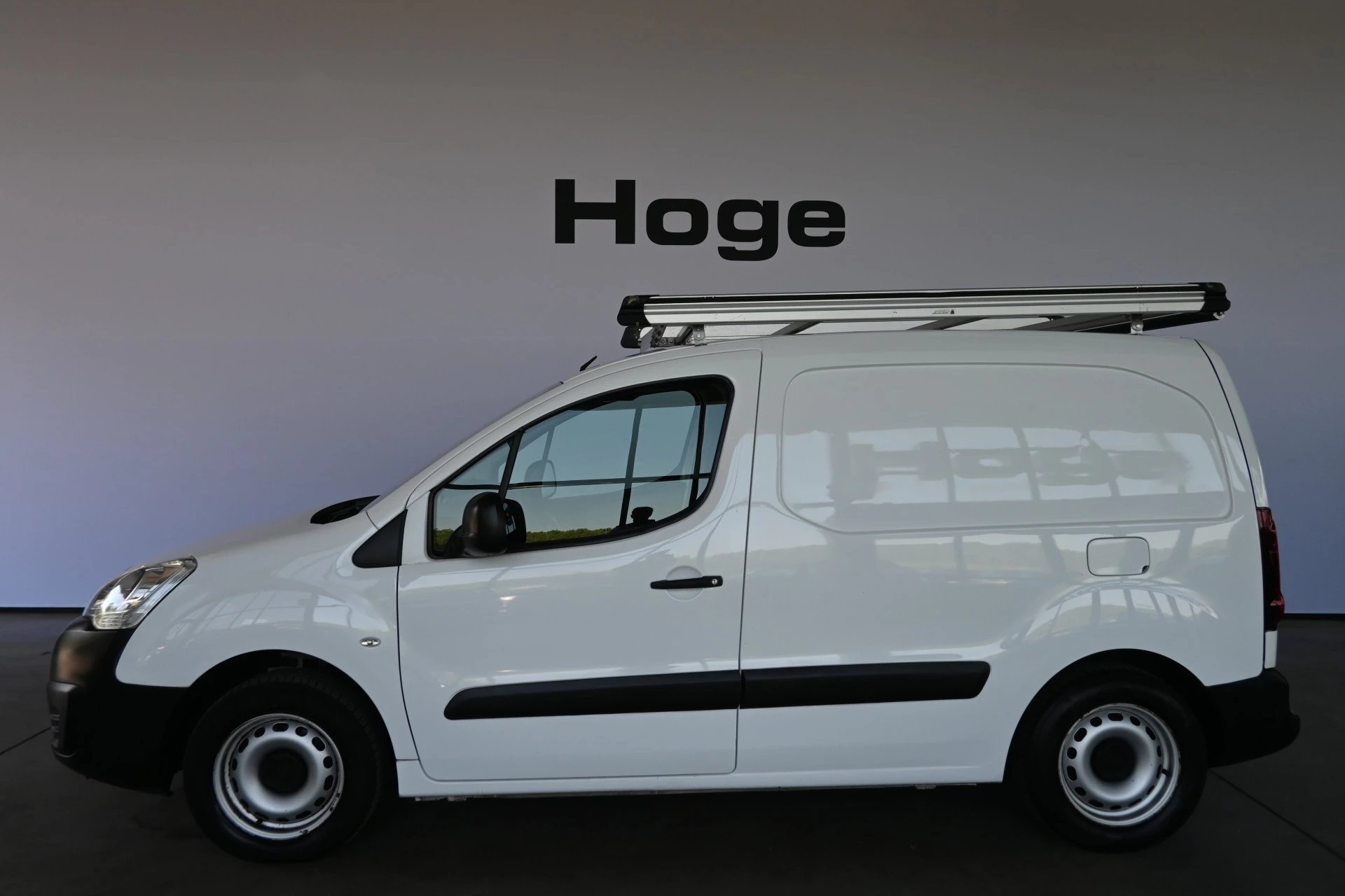 Hoofdafbeelding Peugeot Partner