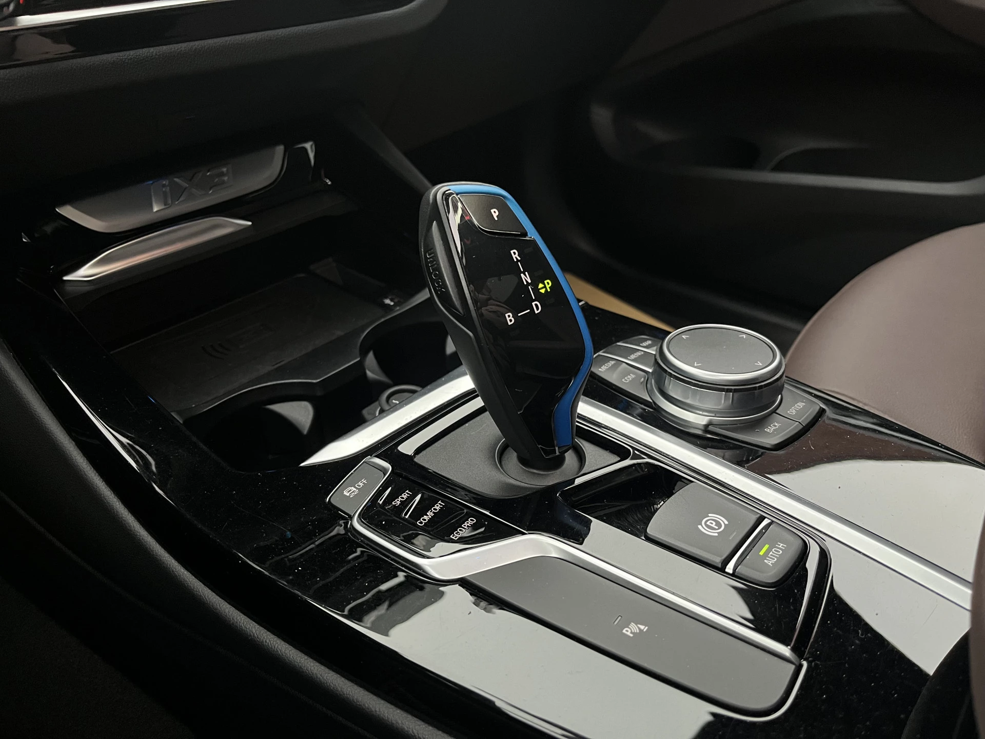 Hoofdafbeelding BMW iX3