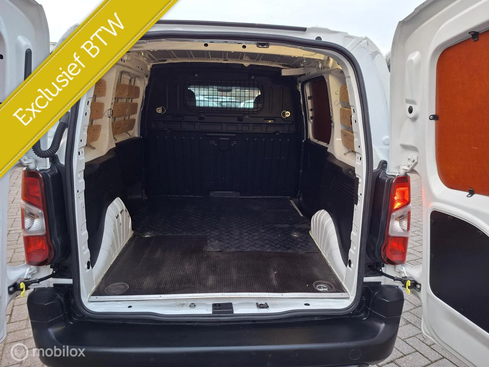 Hoofdafbeelding Peugeot Partner