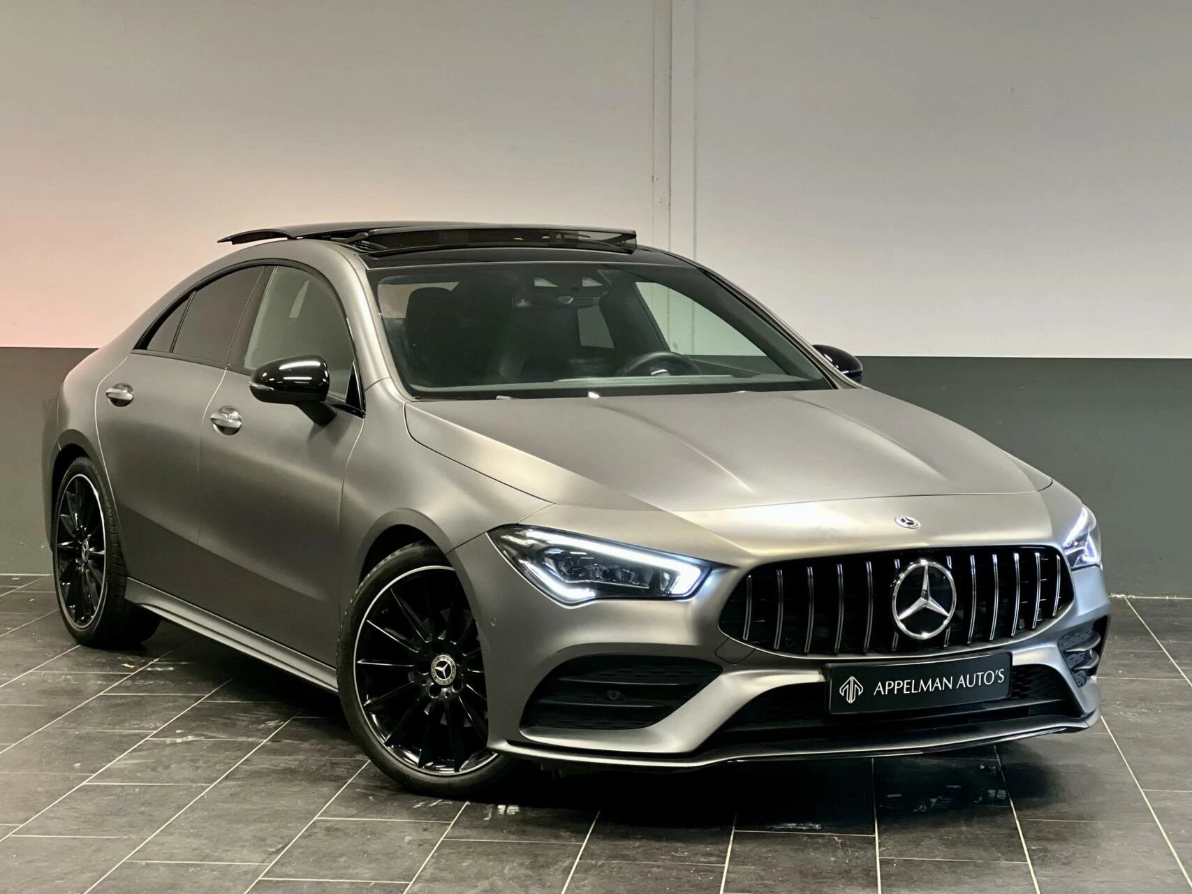 Hoofdafbeelding Mercedes-Benz CLA