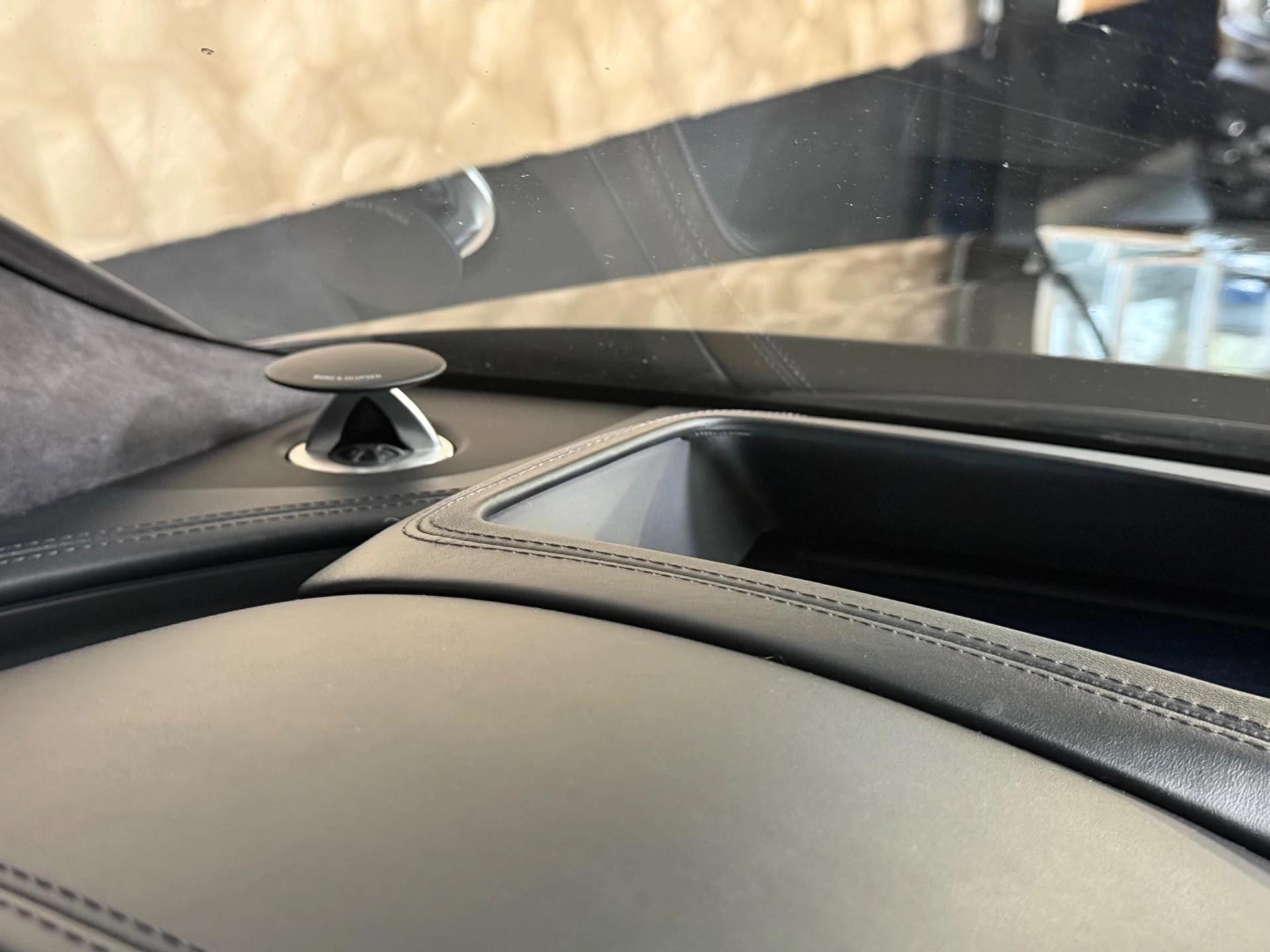 Hoofdafbeelding Audi S8