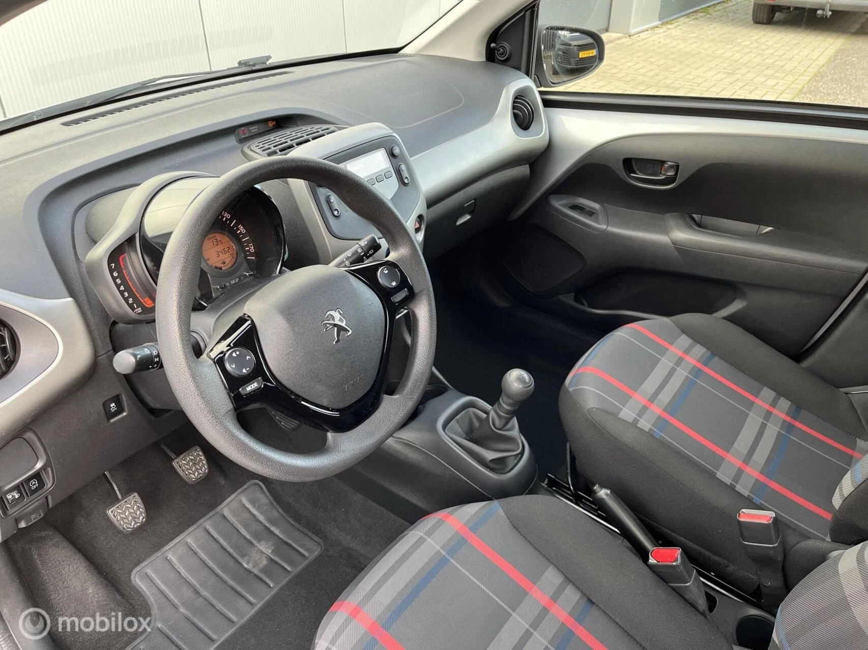 Hoofdafbeelding Peugeot 108