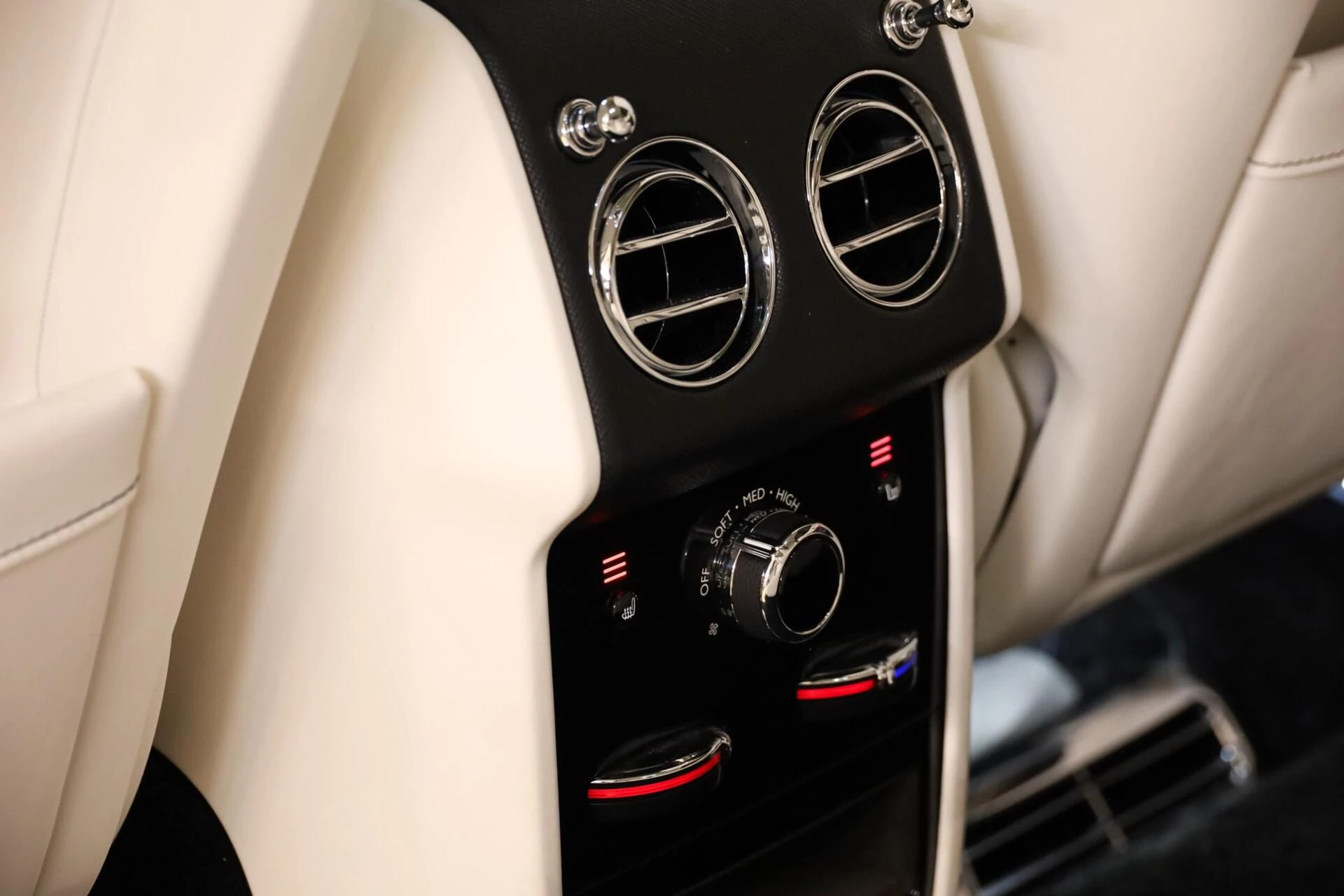 Hoofdafbeelding Rolls-Royce Cullinan