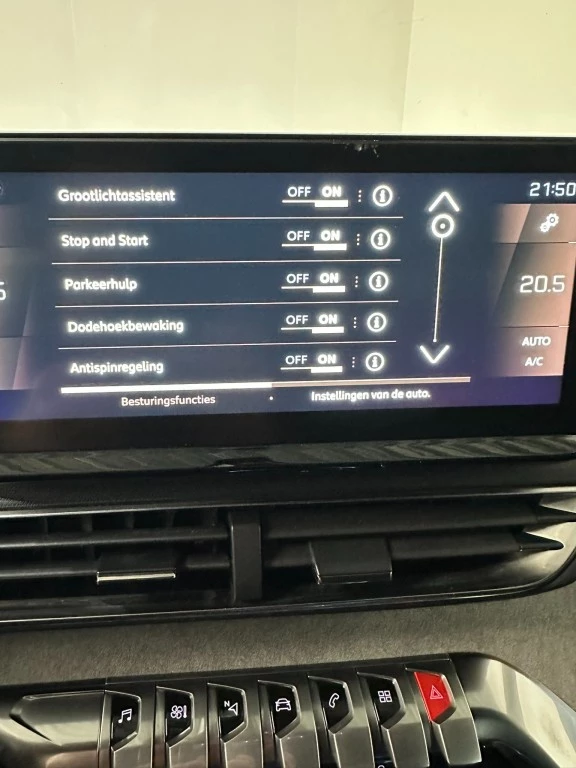 Hoofdafbeelding Peugeot 5008