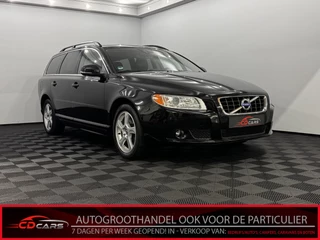Volvo V70 1.6 T4 Nordic Leder, Navi, Parkeersensoren, Keyless start, Cruise control, Elektrische achterklep