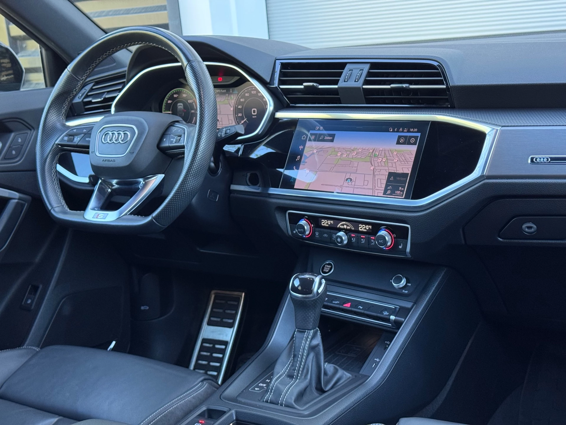 Hoofdafbeelding Audi Q3