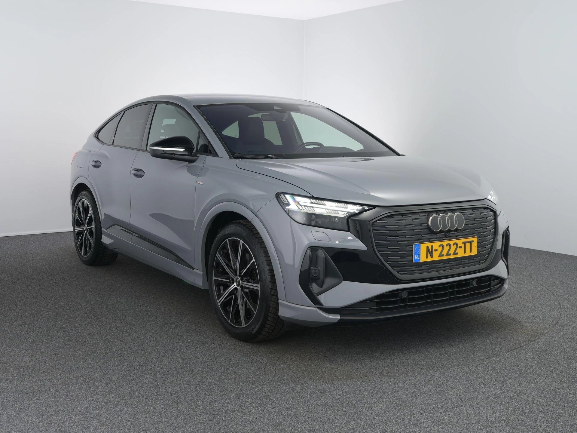 Hoofdafbeelding Audi Q4 Sportback e-tron