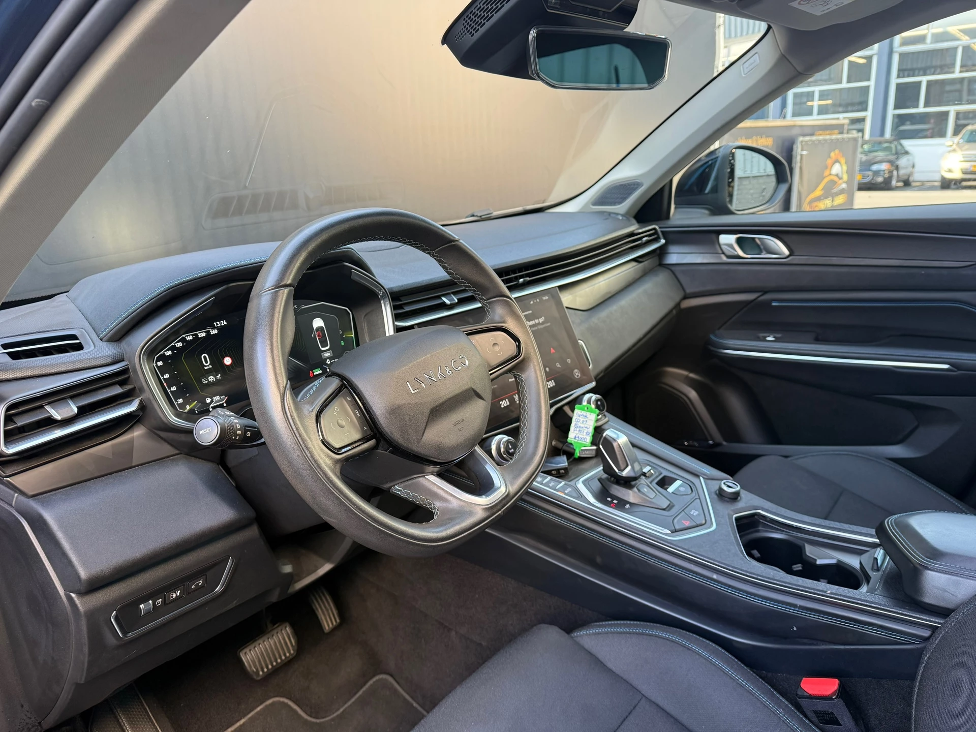 Hoofdafbeelding Lynk & Co 01