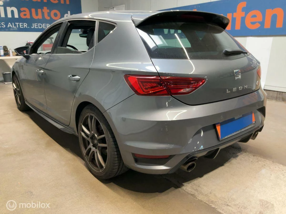 Hoofdafbeelding SEAT Leon
