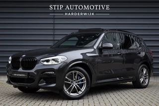 BMW X3 xDrive30e High Executive M Sport | Panoramadak | Camera | Adaptief Onderstel | CarPlay | Adaptive LED | Donker Getint Glas |