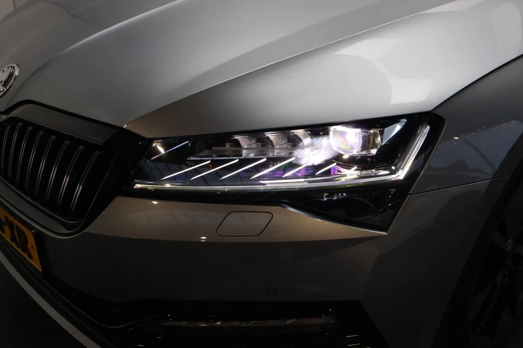 Hoofdafbeelding Škoda Superb