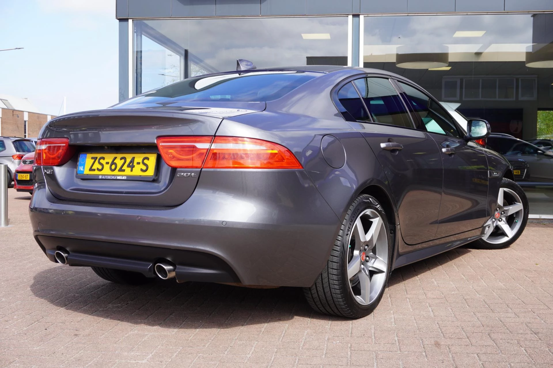 Hoofdafbeelding Jaguar XE