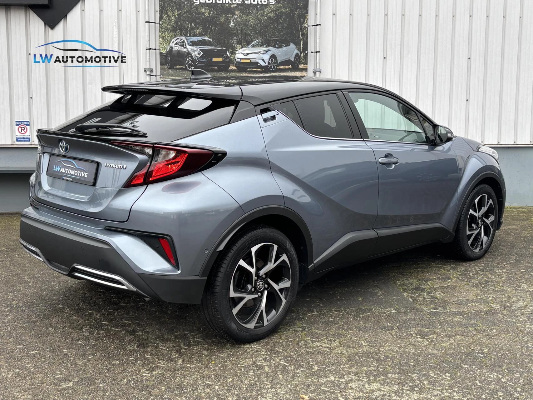 Hoofdafbeelding Toyota C-HR