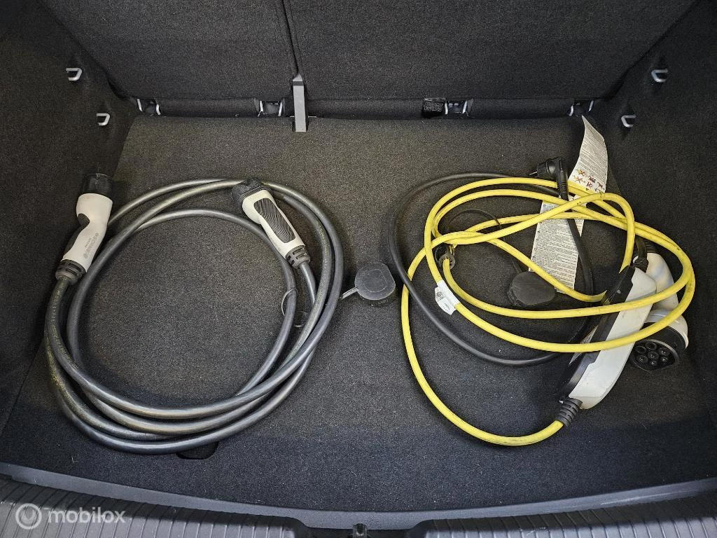 Hoofdafbeelding CUPRA Born