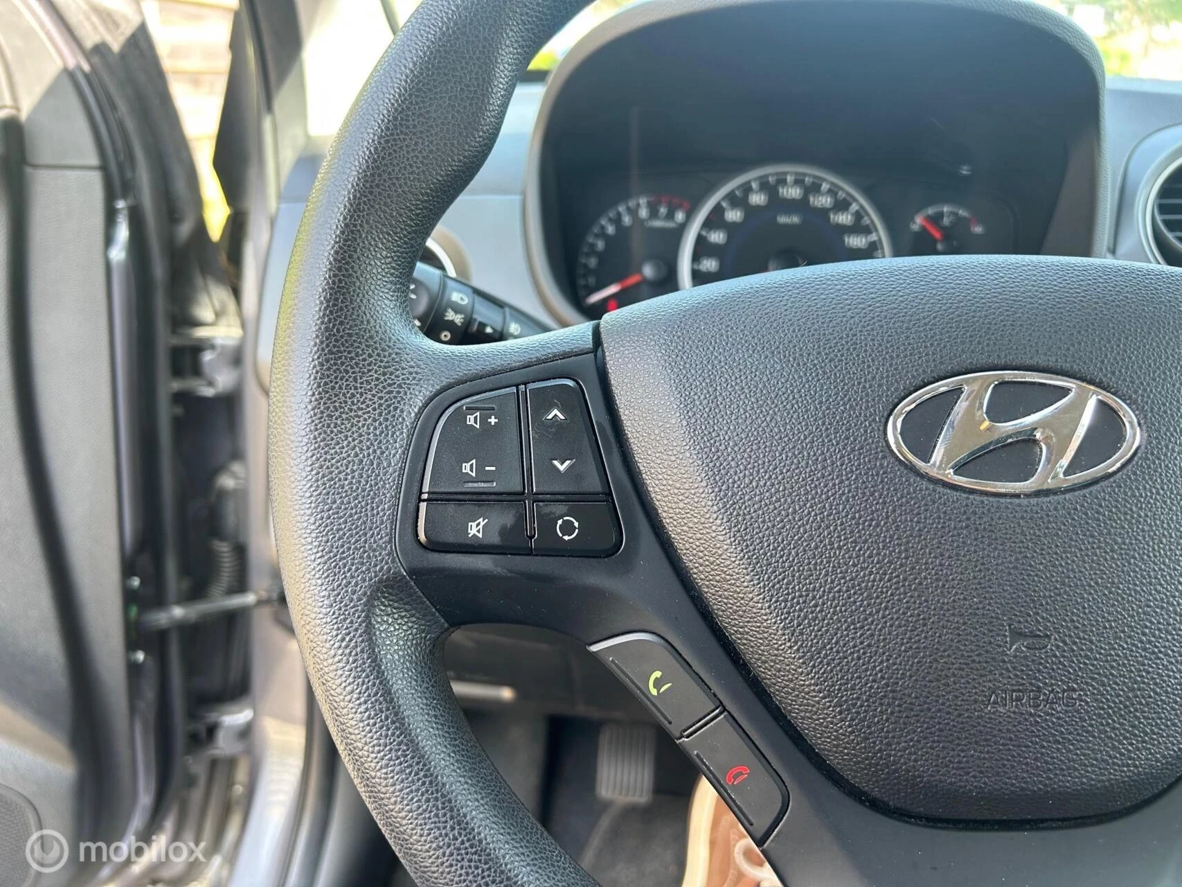 Hoofdafbeelding Hyundai i10