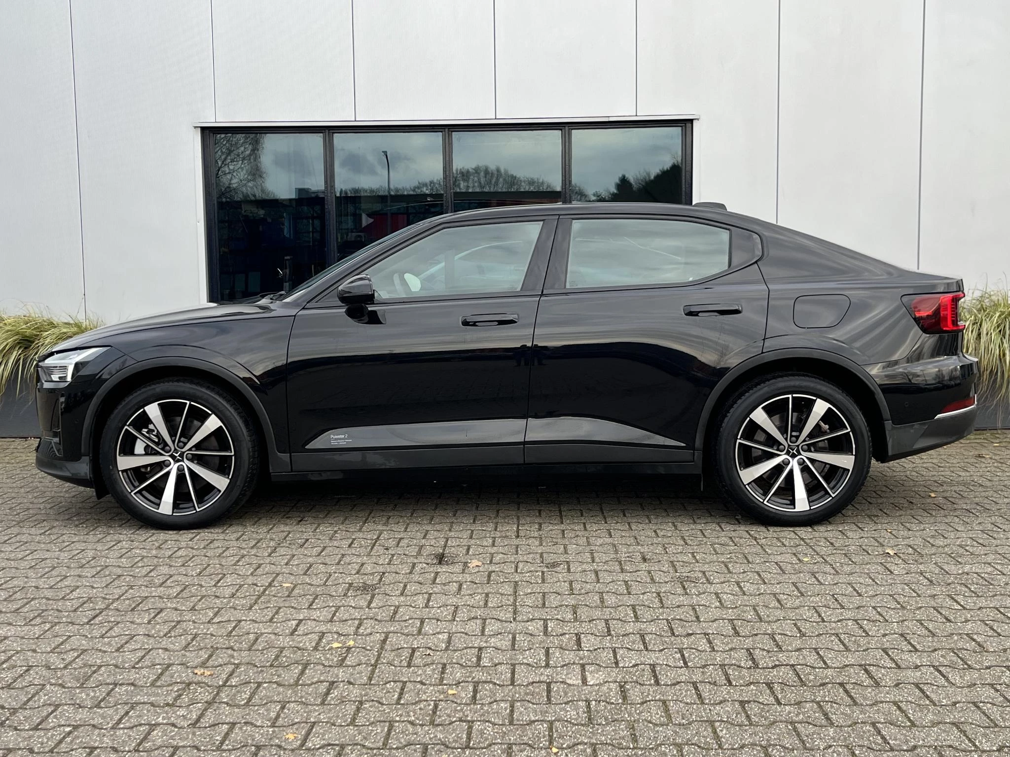 Hoofdafbeelding Polestar 2