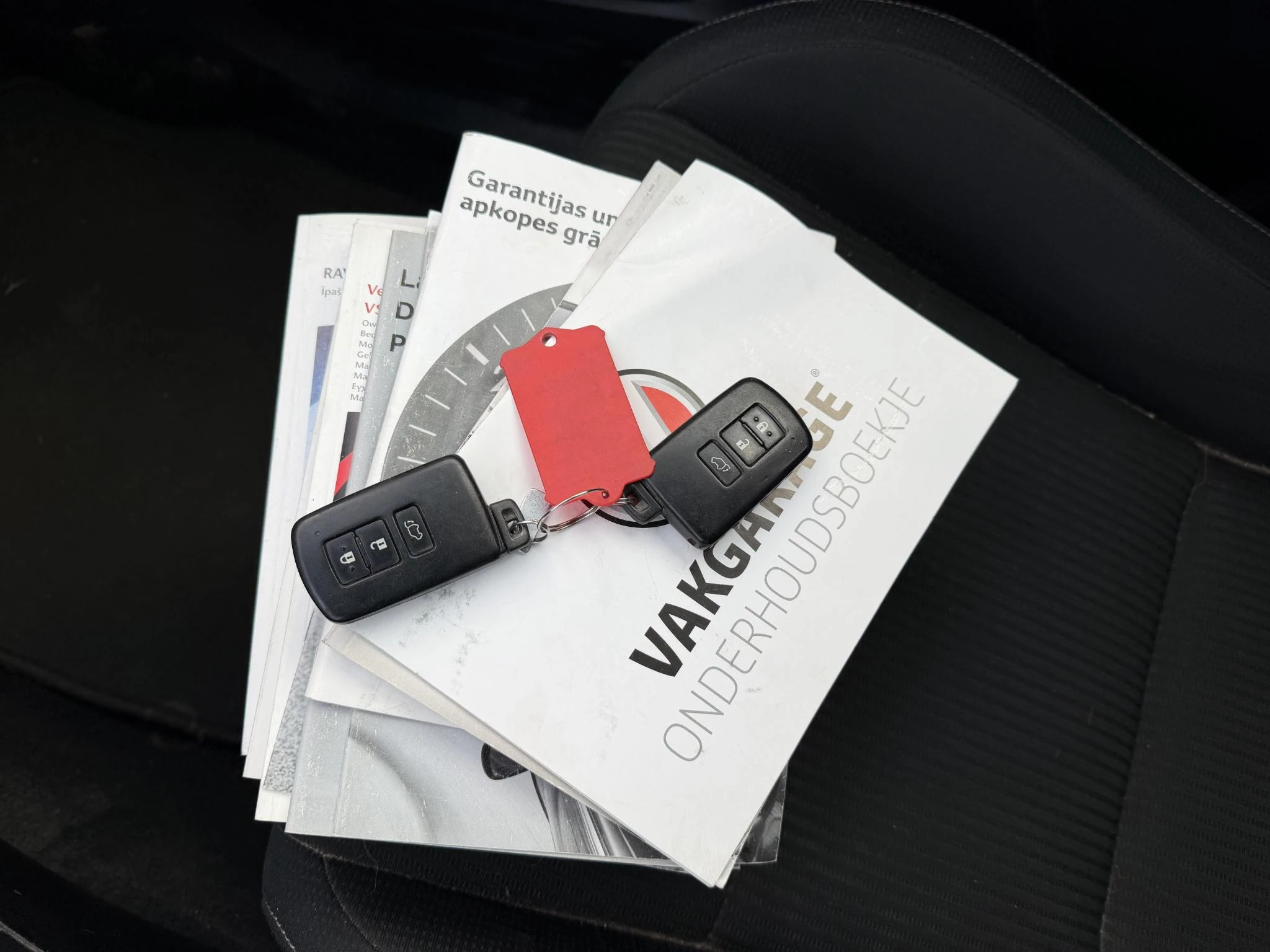 Hoofdafbeelding Toyota RAV4