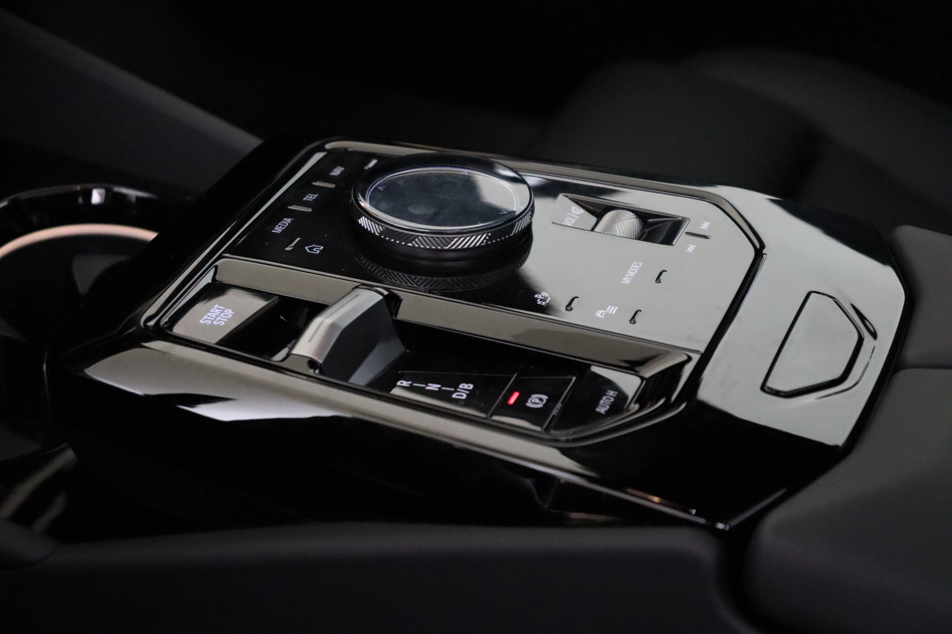 Hoofdafbeelding BMW i5