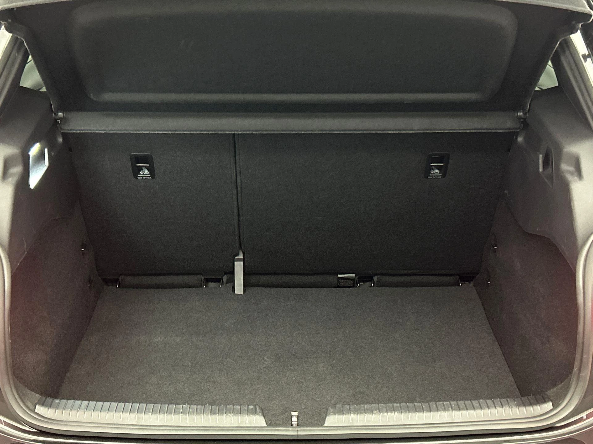 Hoofdafbeelding CUPRA Born