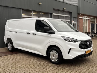 Ford Transit Custom 300 2.0 TDCI L2H1 Trend Airco Cruise controle 3-Persoons Stoelverwarming Stuurverwarming Apple carplay Achterruitrijcamera Parkeersensoren voor en achter Betimmering Euro 6