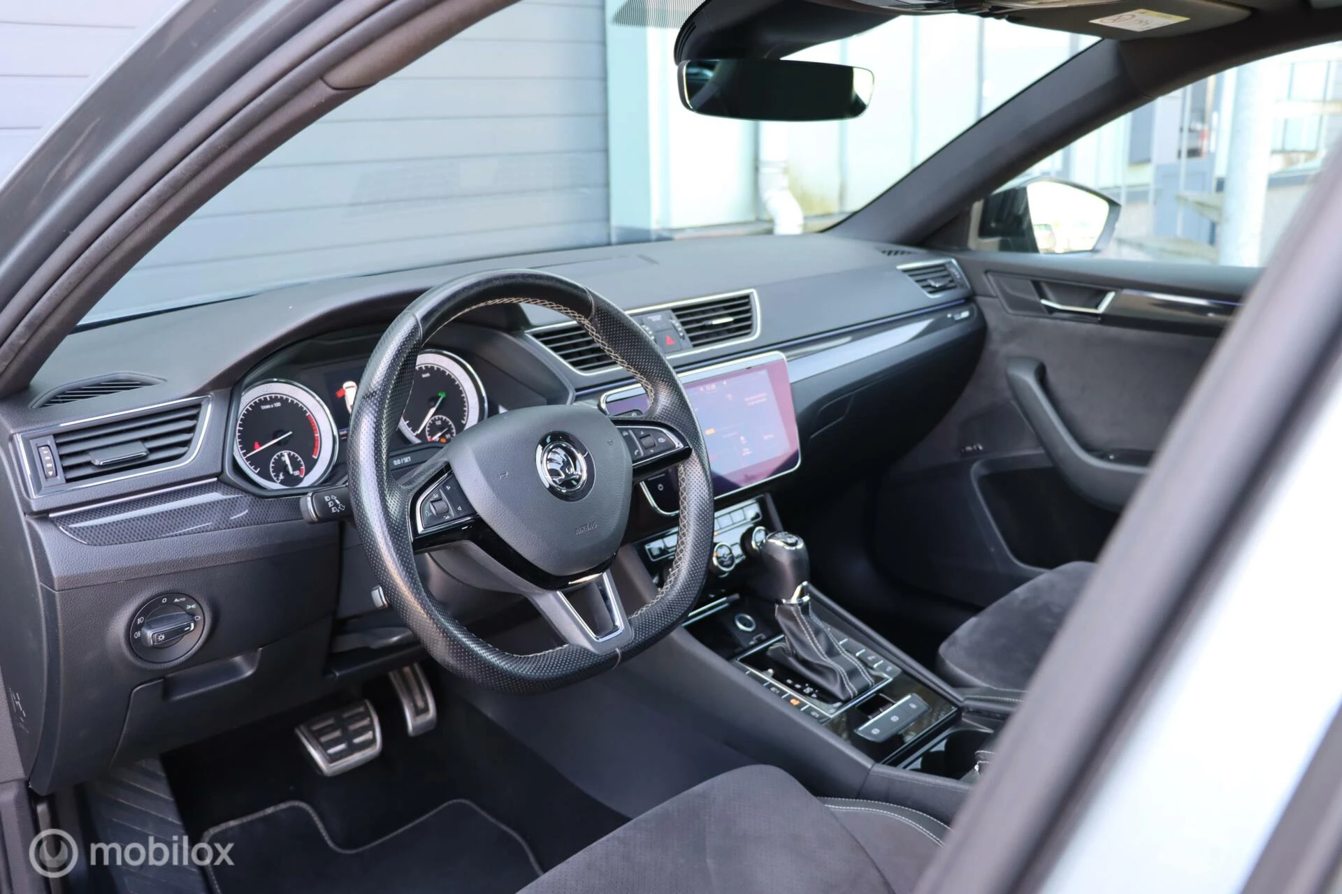 Hoofdafbeelding Škoda Superb