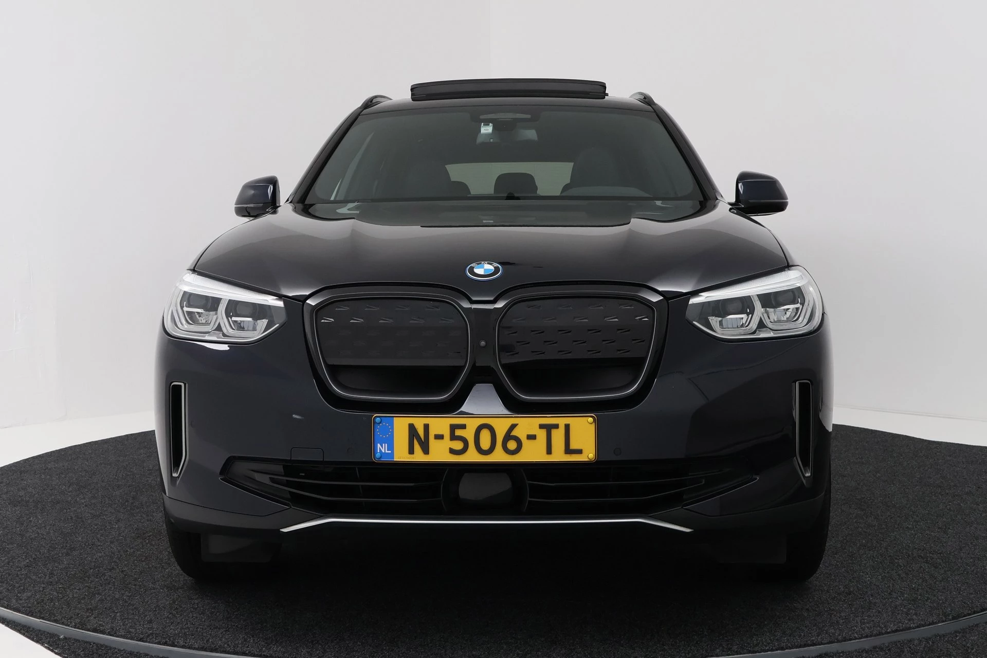 Hoofdafbeelding BMW iX3