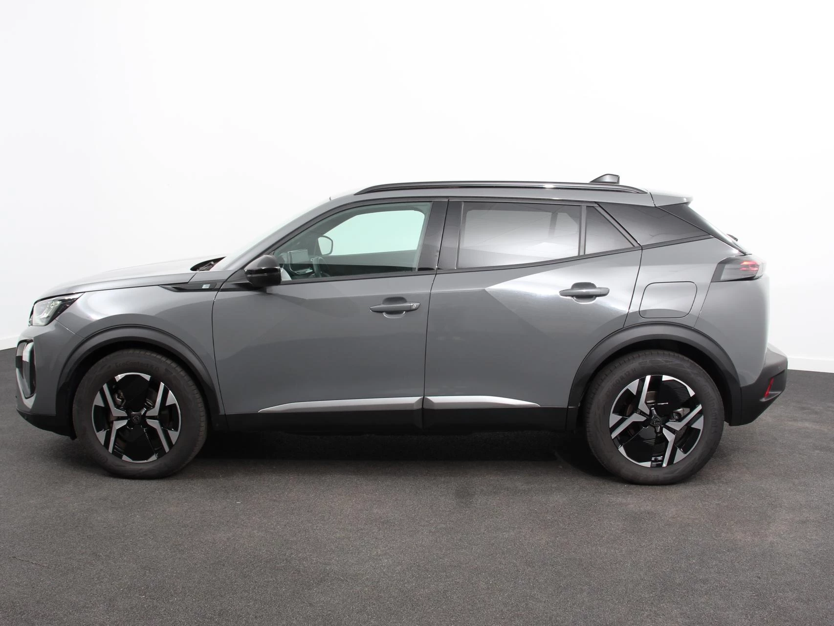 Hoofdafbeelding Peugeot e-2008
