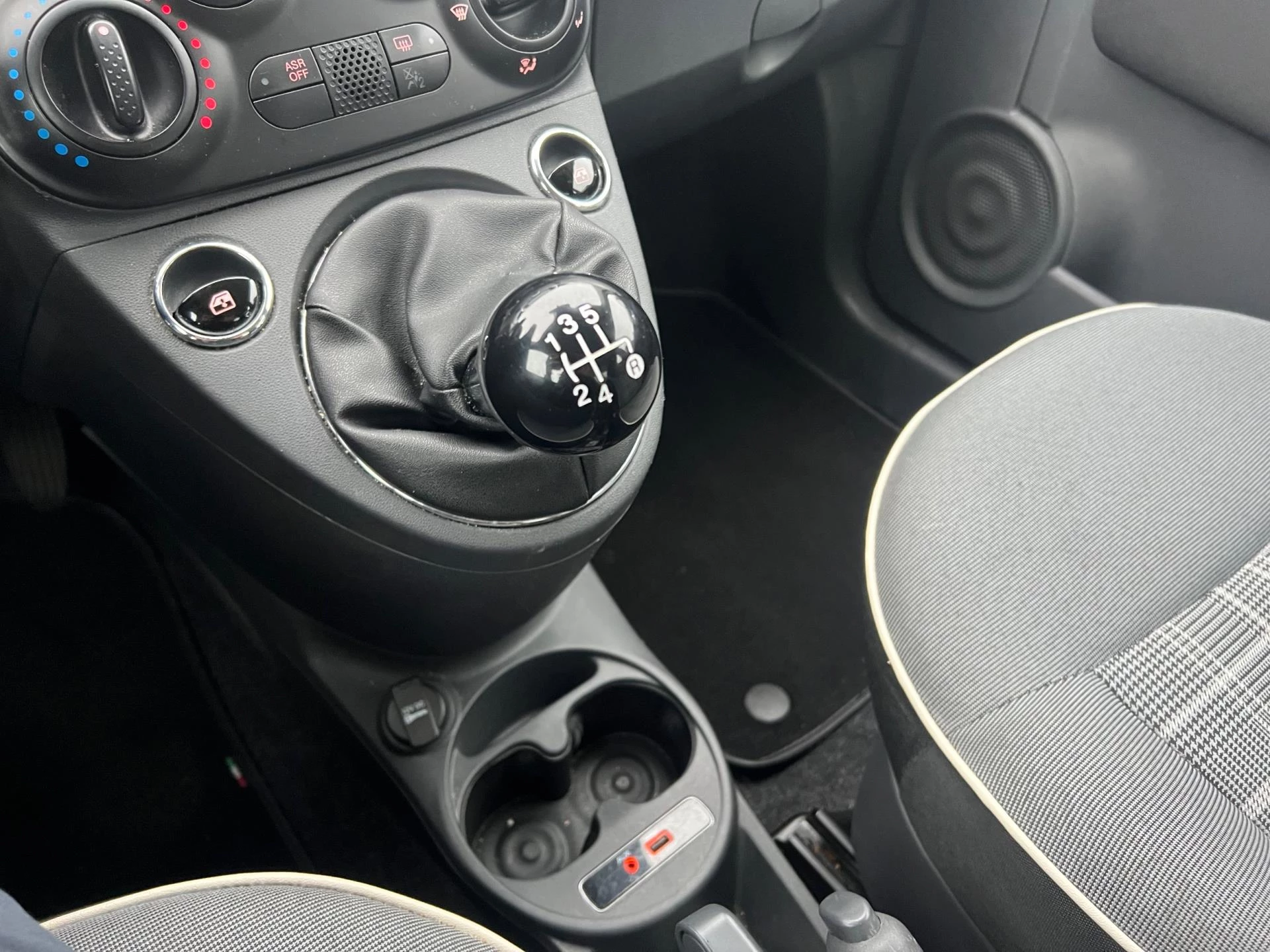 Hoofdafbeelding Fiat 500C
