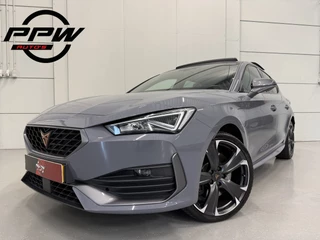 CUPRA Leon 1.4 e-Hybrid VZ Copper Edition 25.893KM/PANO/SFEER/LED/ACC/ADAPTIVE-ONDERSTEL/CARPLAY/KEYLESS/KUIPSTOELEN/19"/PRIVACY/GRAPHENGRAU/ABSOLUTE NIEUWSTAAT