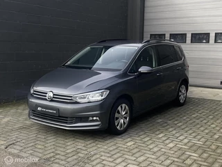 Hoofdafbeelding Volkswagen Touran Volkswagen Touran 1.5 TSI Automaat | 7-Persoons | Dealer Oh |