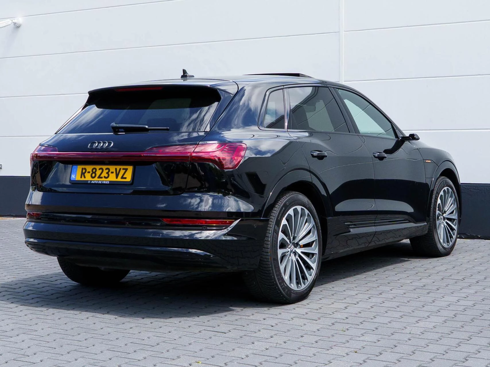Hoofdafbeelding Audi e-tron