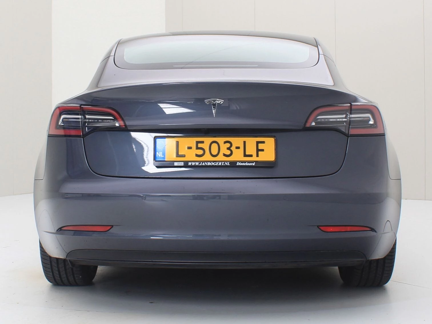 Hoofdafbeelding Tesla Model 3