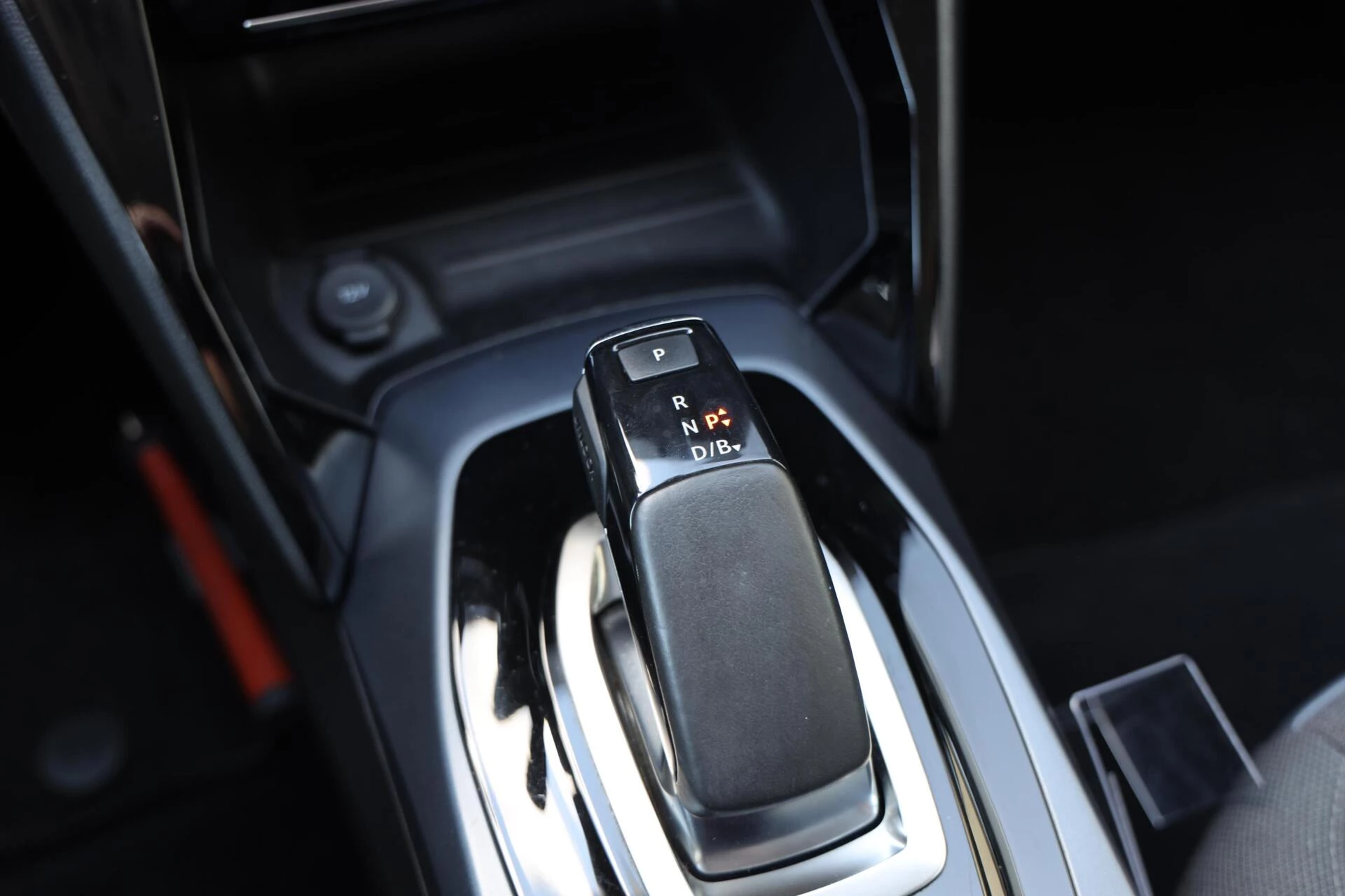 Hoofdafbeelding Peugeot e-2008