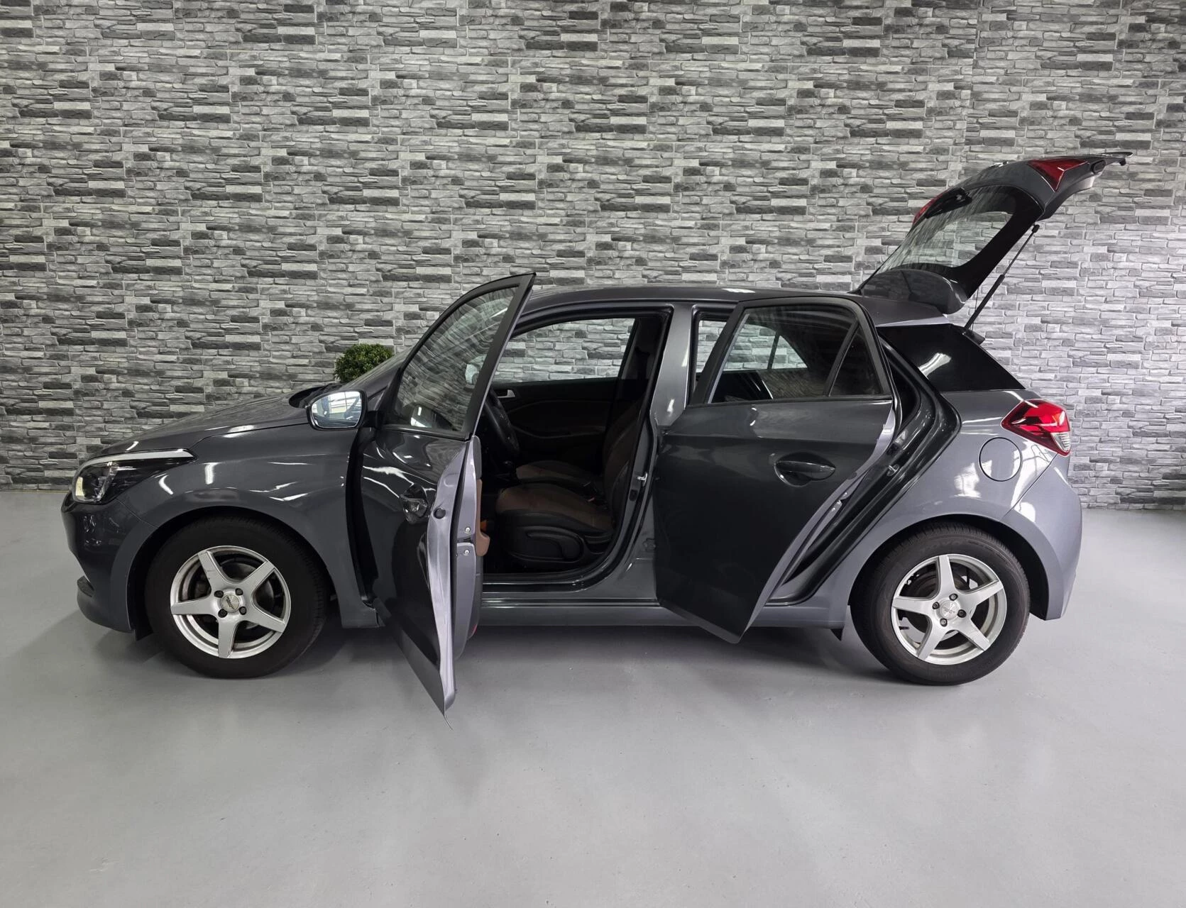 Hoofdafbeelding Hyundai i20