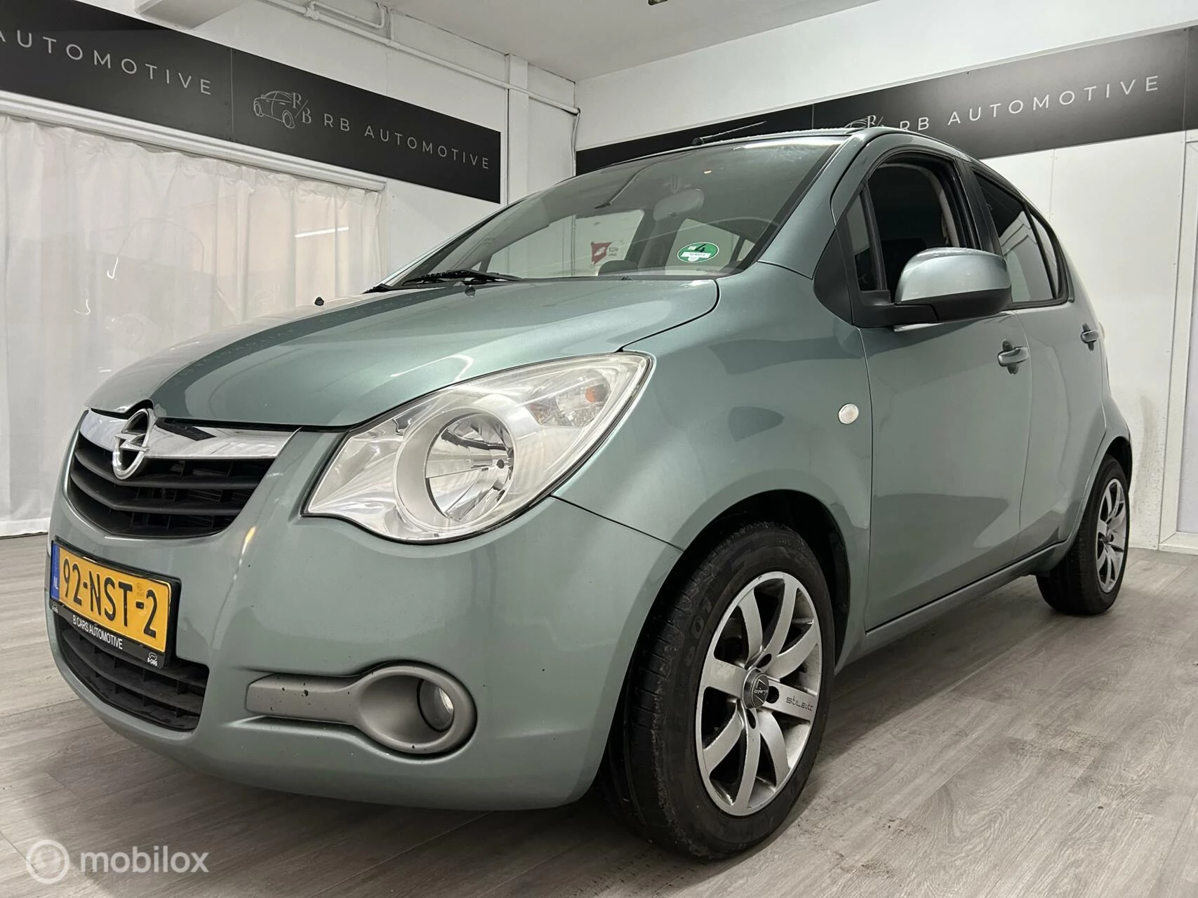 Hoofdafbeelding Opel Agila