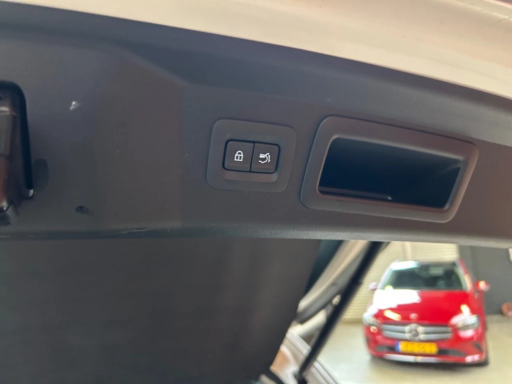 Hoofdafbeelding Mazda CX-60