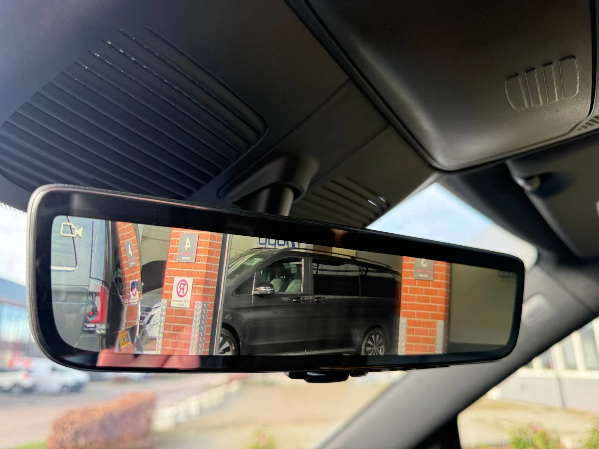 Hoofdafbeelding Mercedes-Benz EQV