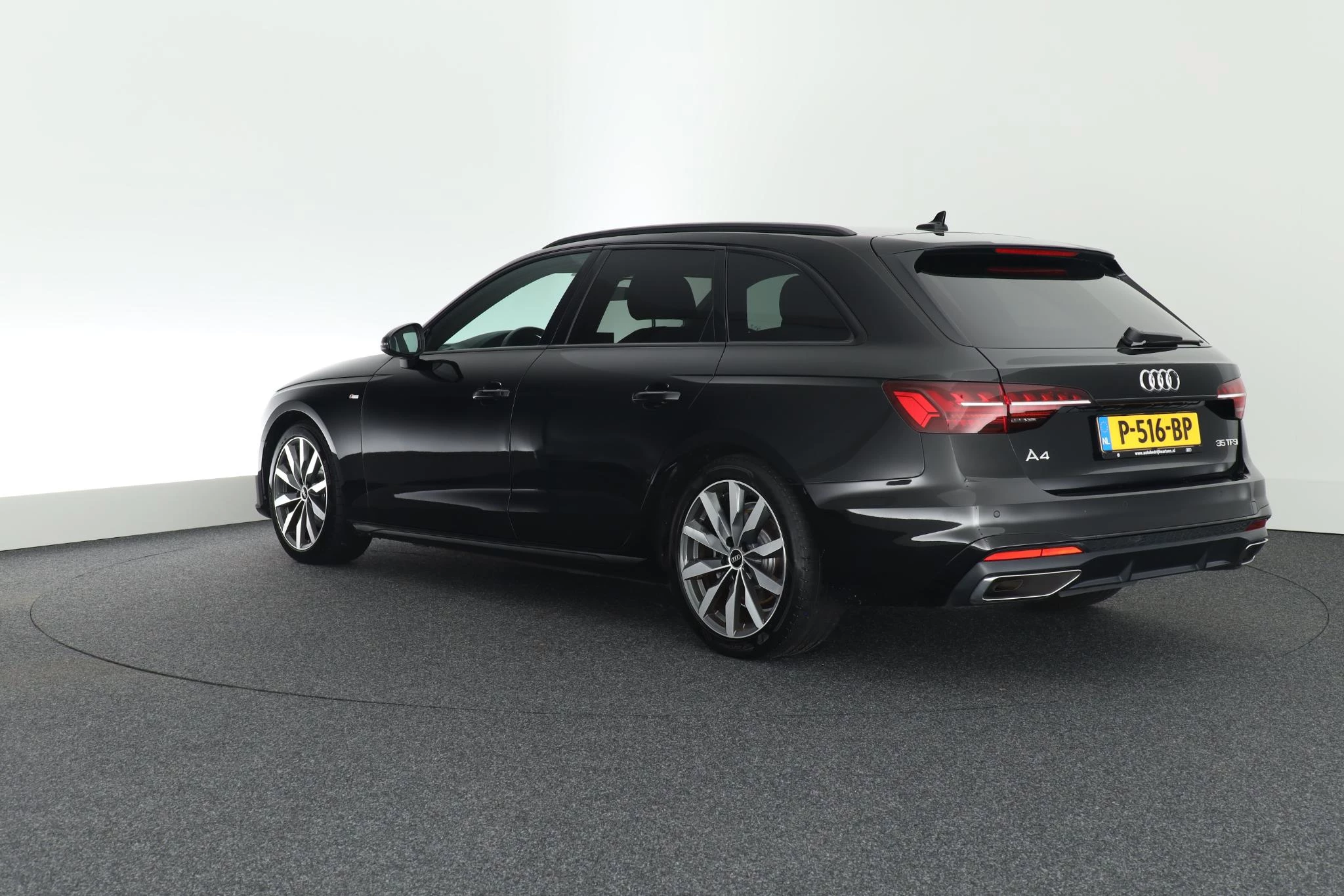 Hoofdafbeelding Audi A4