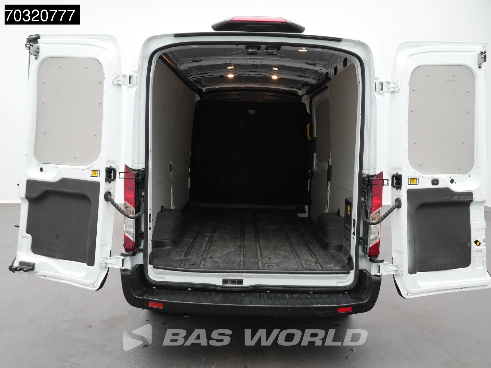 Hoofdafbeelding Ford E-Transit