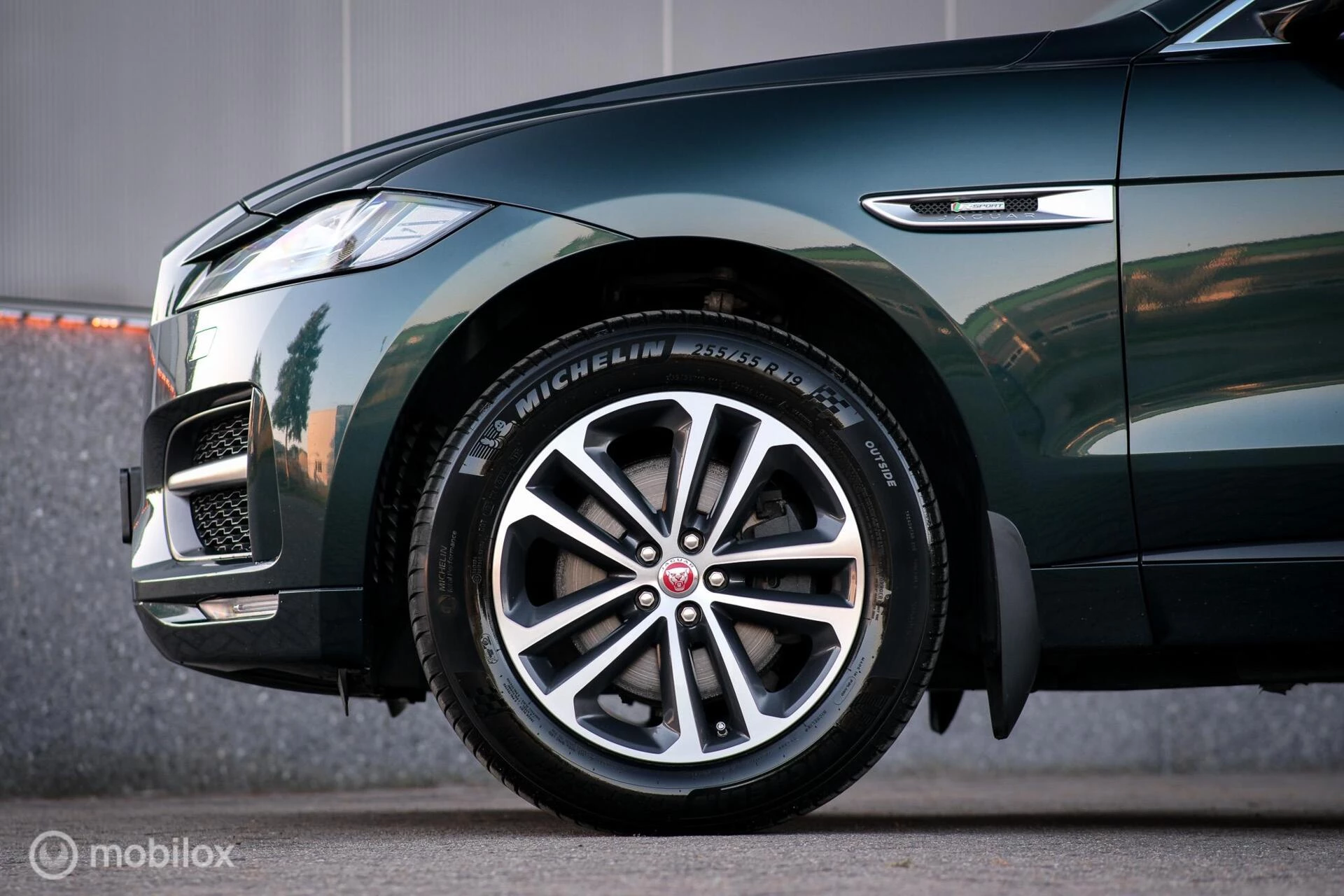 Hoofdafbeelding Jaguar F-PACE