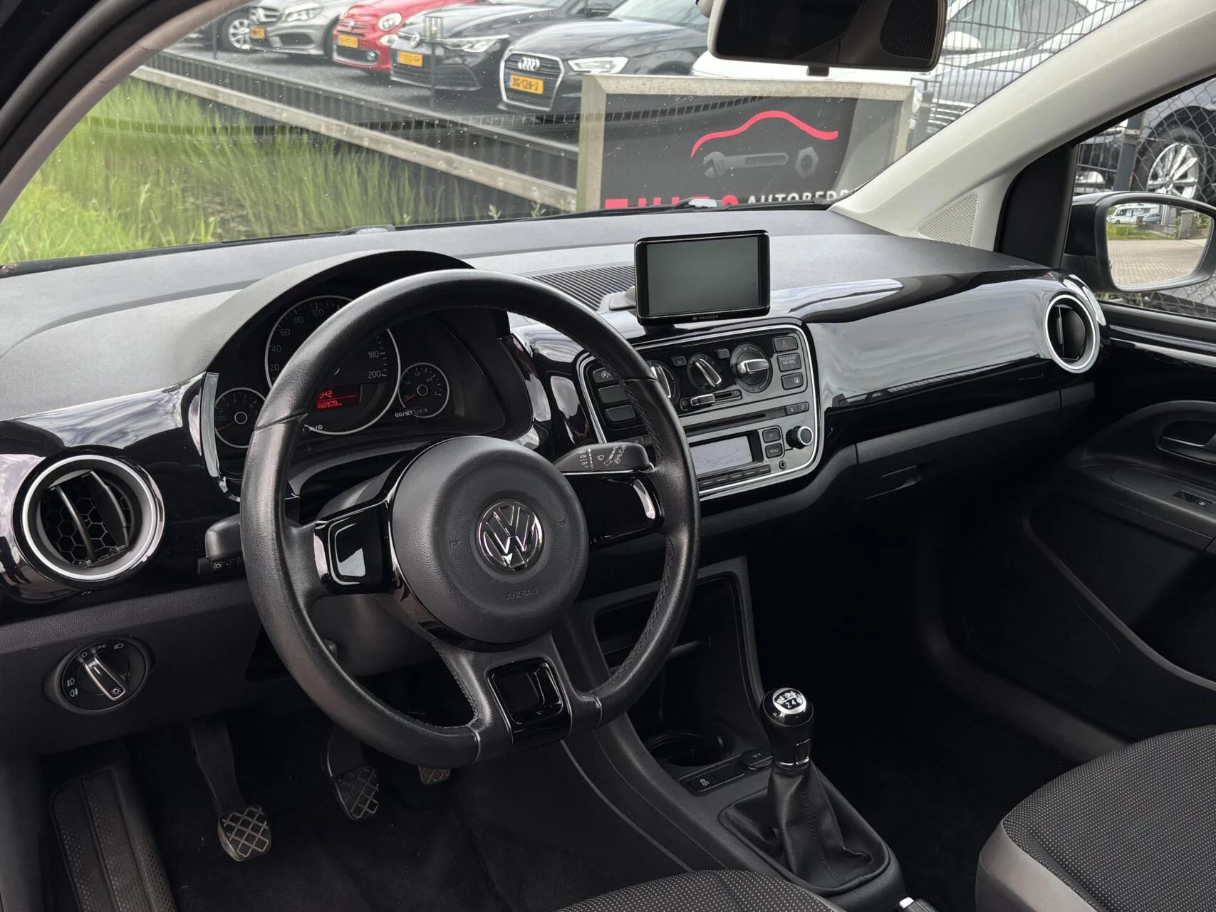 Hoofdafbeelding Volkswagen up!