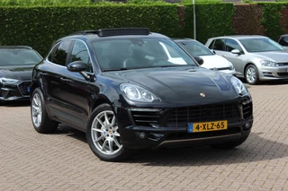 Porsche Macan 3.0 S / Panoramadak / Camera / Burmester / Leder / Luchtvering / 20'' / Keyless / Navigatie / Sportchrono / Stoelventilatie+Verwarming / Stuurverwarming / Dodehoek / DAB / ACC