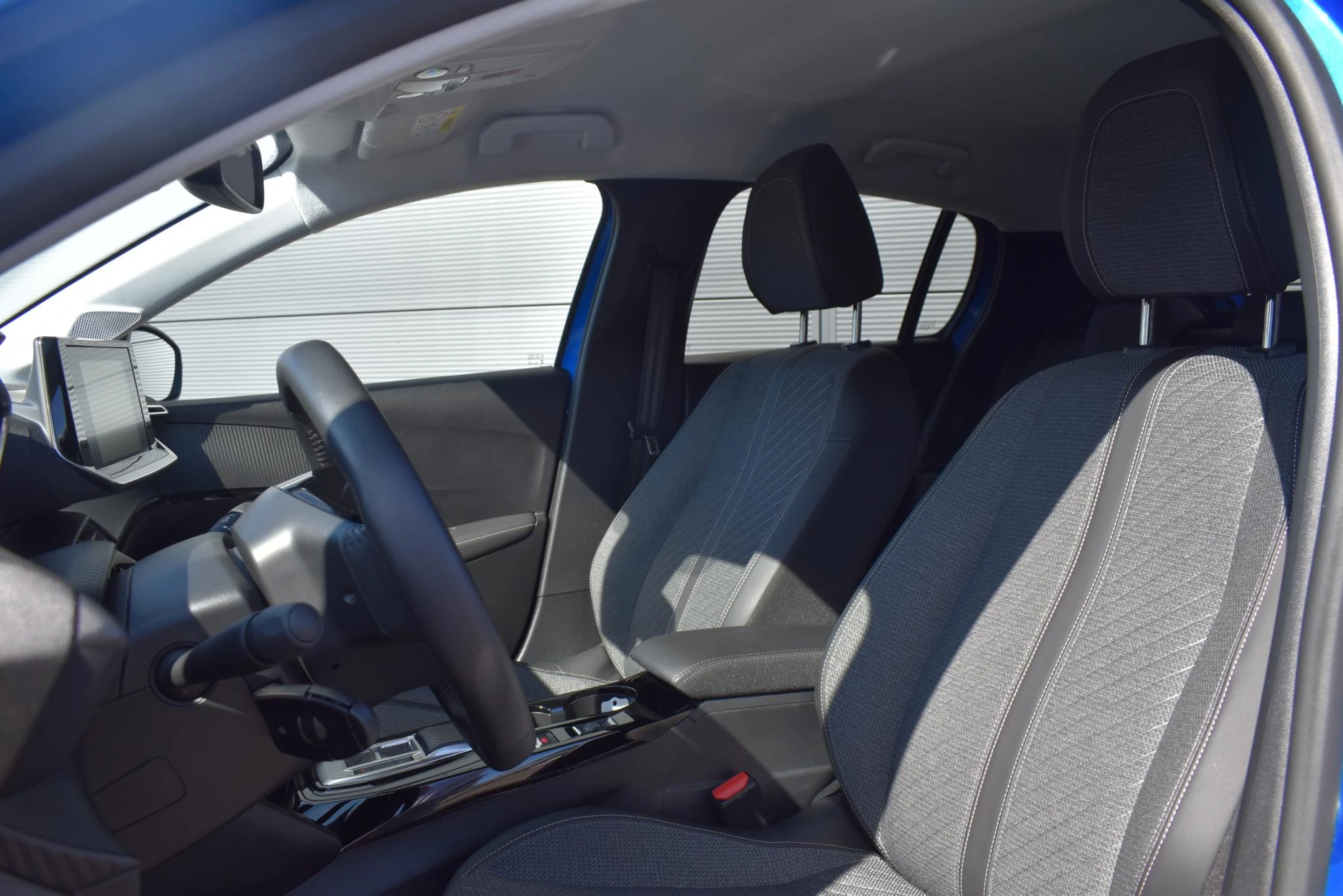 Hoofdafbeelding Peugeot e-208