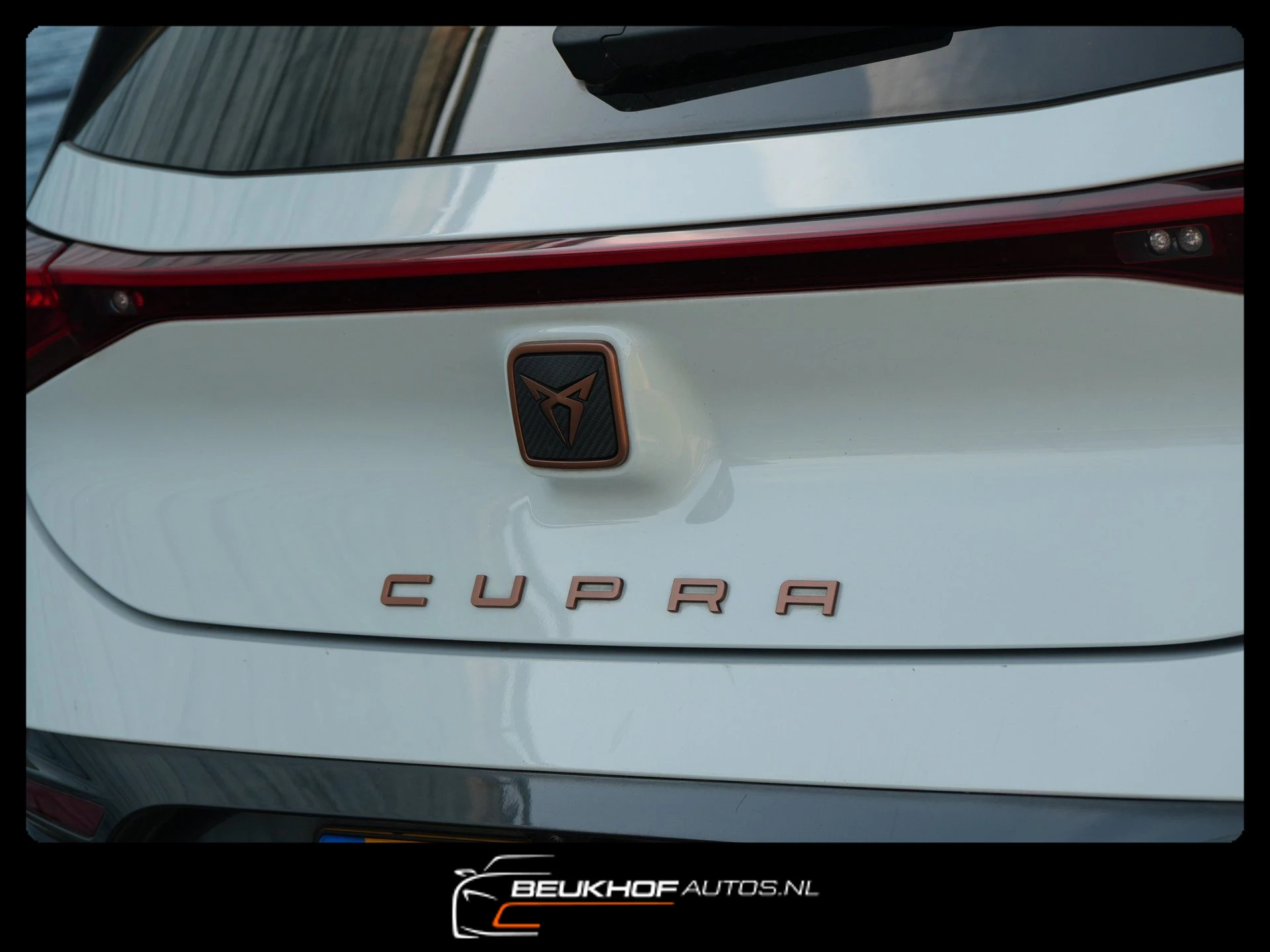 Hoofdafbeelding CUPRA Born