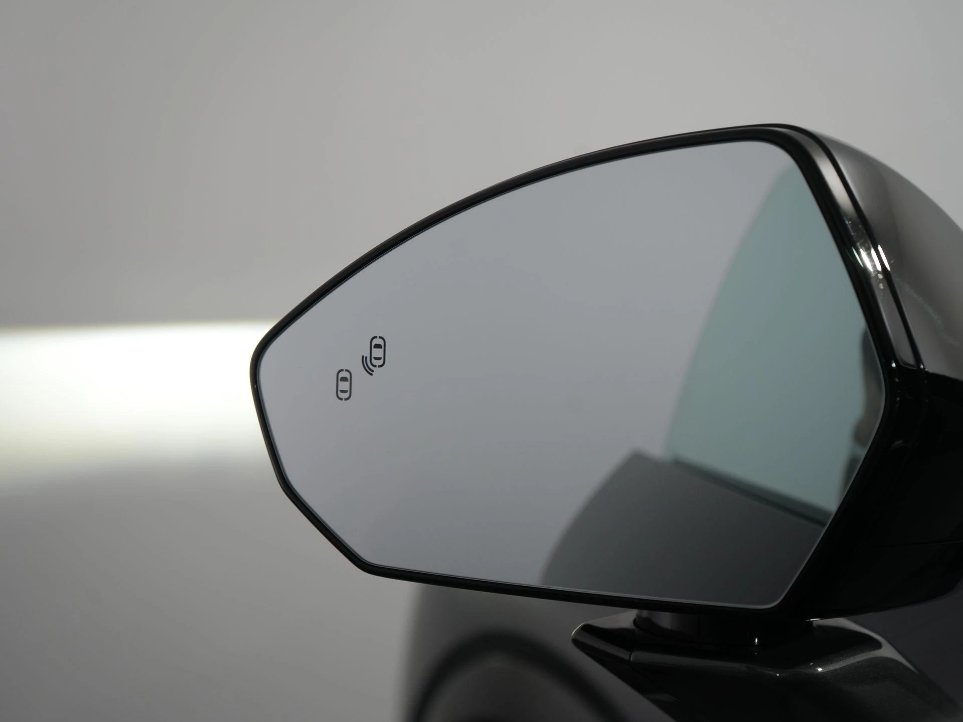Hoofdafbeelding Lynk & Co 08