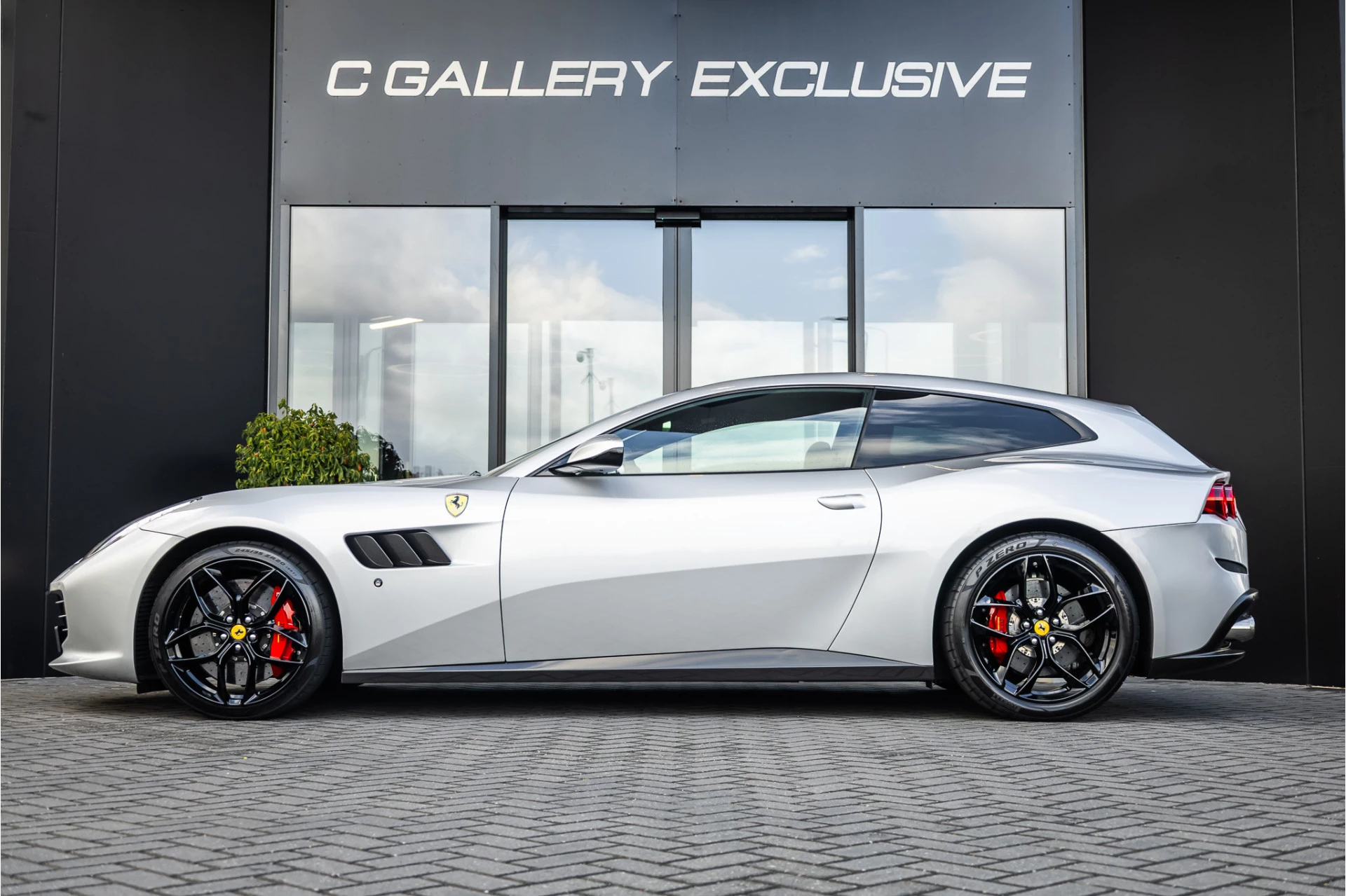Hoofdafbeelding Ferrari GTC4Lusso