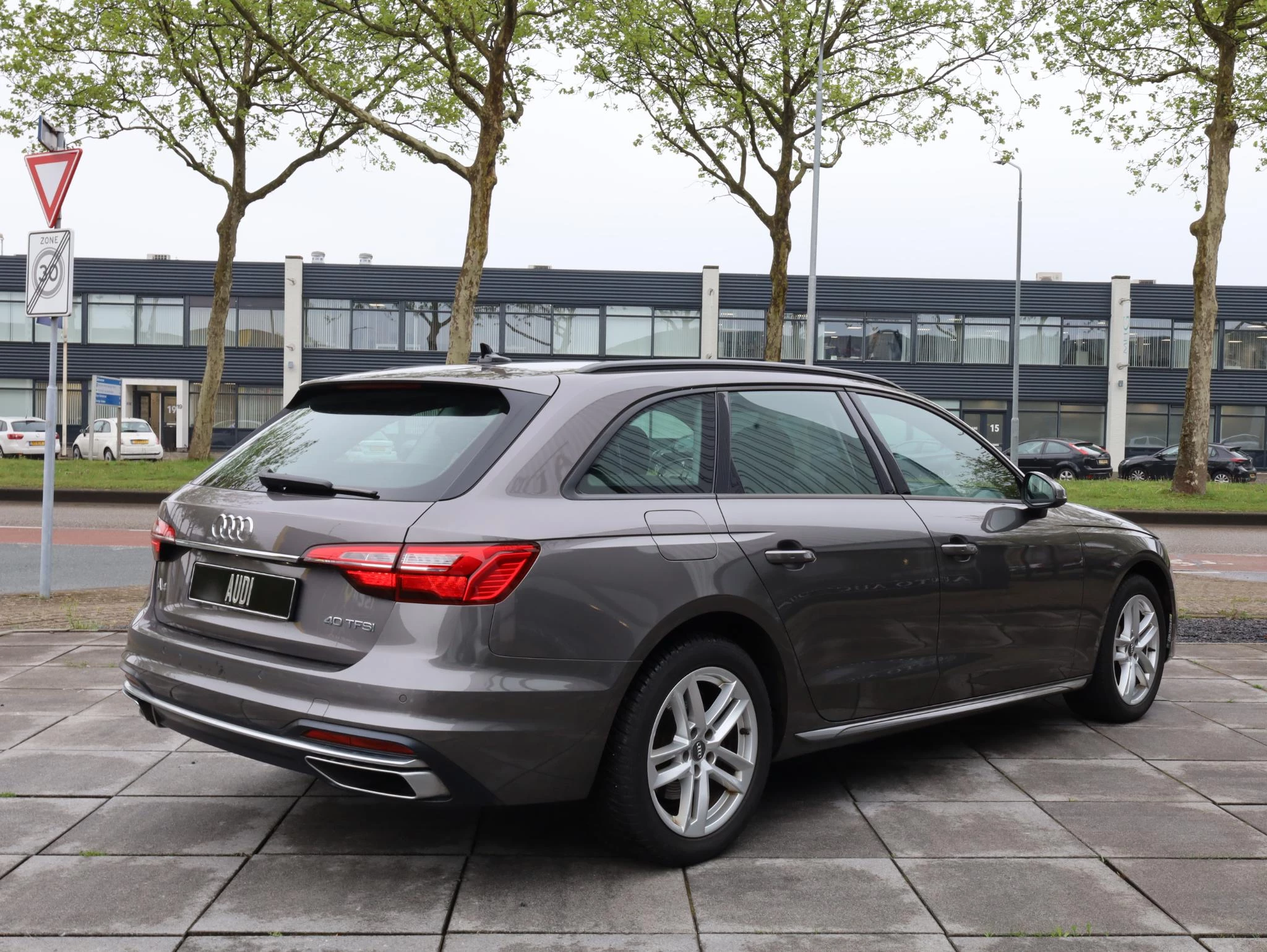 Hoofdafbeelding Audi A4