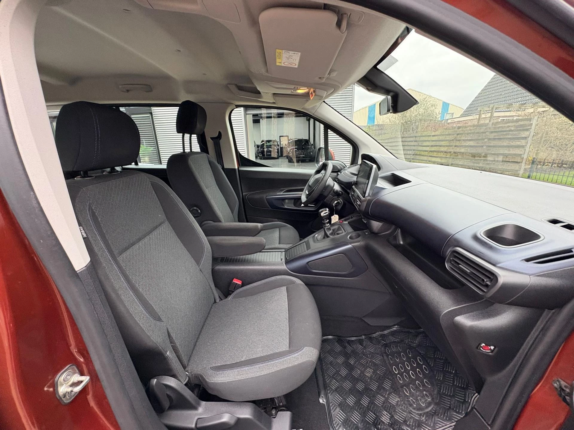 Hoofdafbeelding Peugeot Rifter