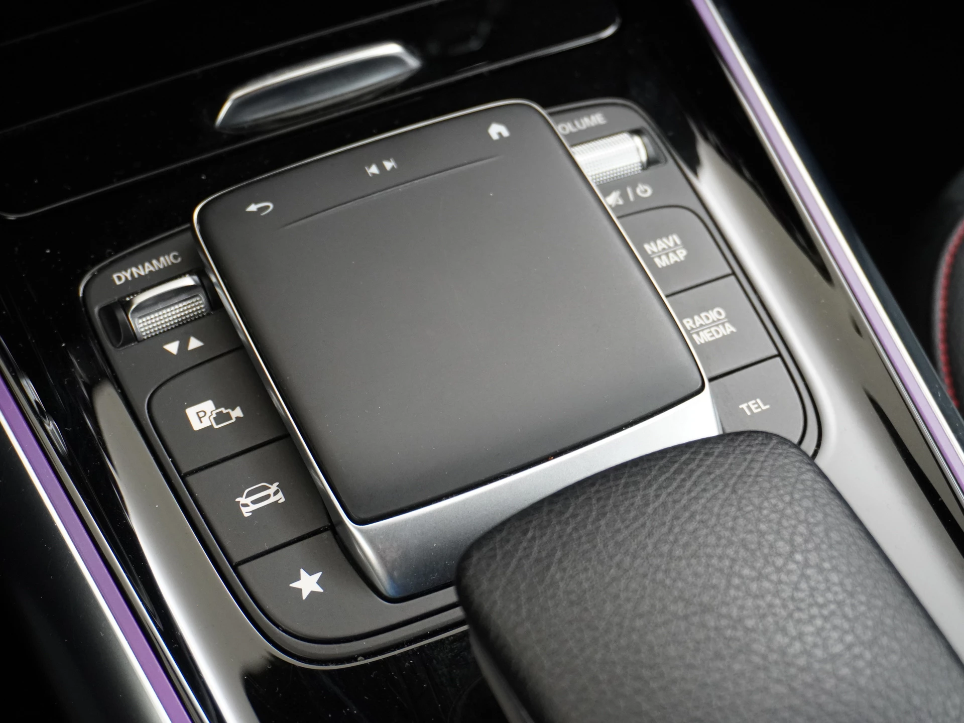 Hoofdafbeelding Mercedes-Benz EQA