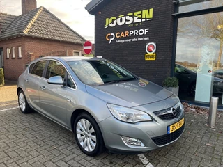 Opel Astra 1.4 TURBO COSMO